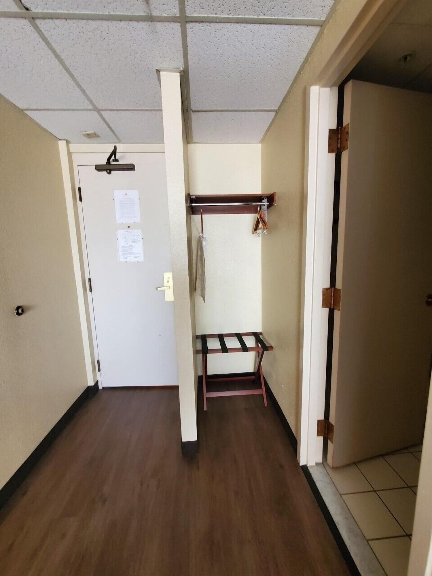 Ramada By Wyndham Downtown Spokane Ngoại thất bức ảnh