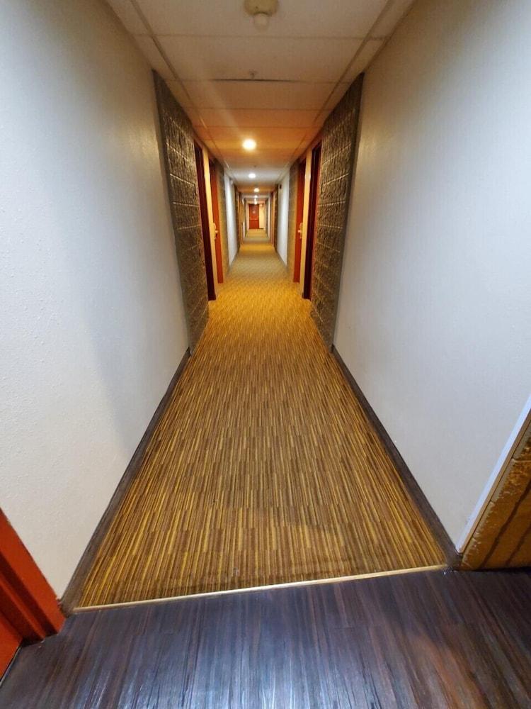 Ramada By Wyndham Downtown Spokane Ngoại thất bức ảnh