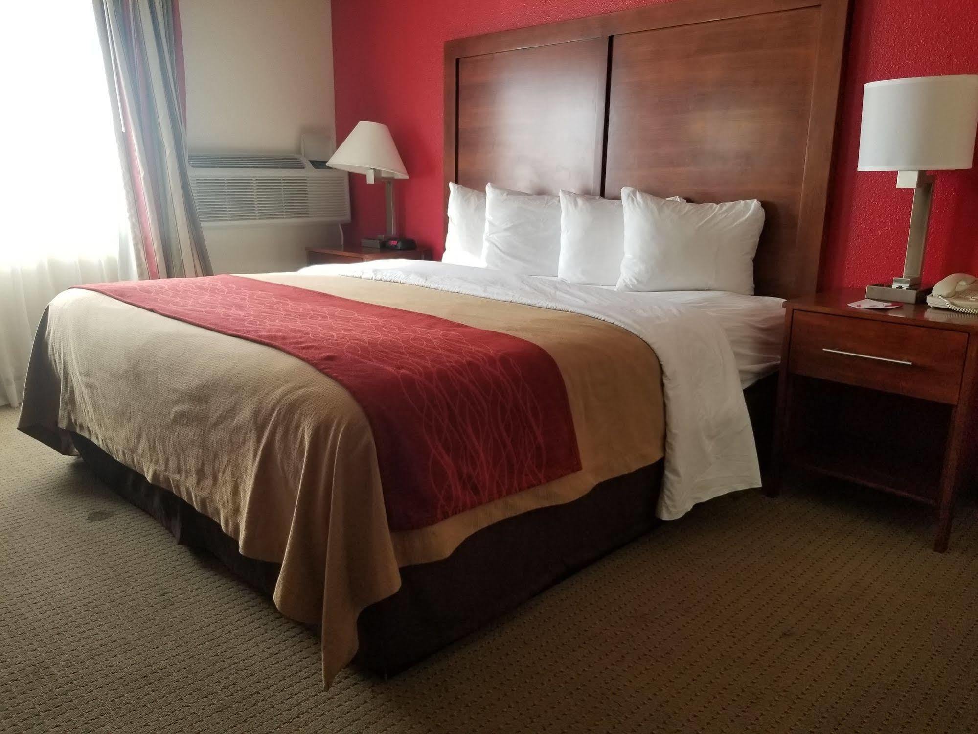 Ramada By Wyndham Downtown Spokane Ngoại thất bức ảnh